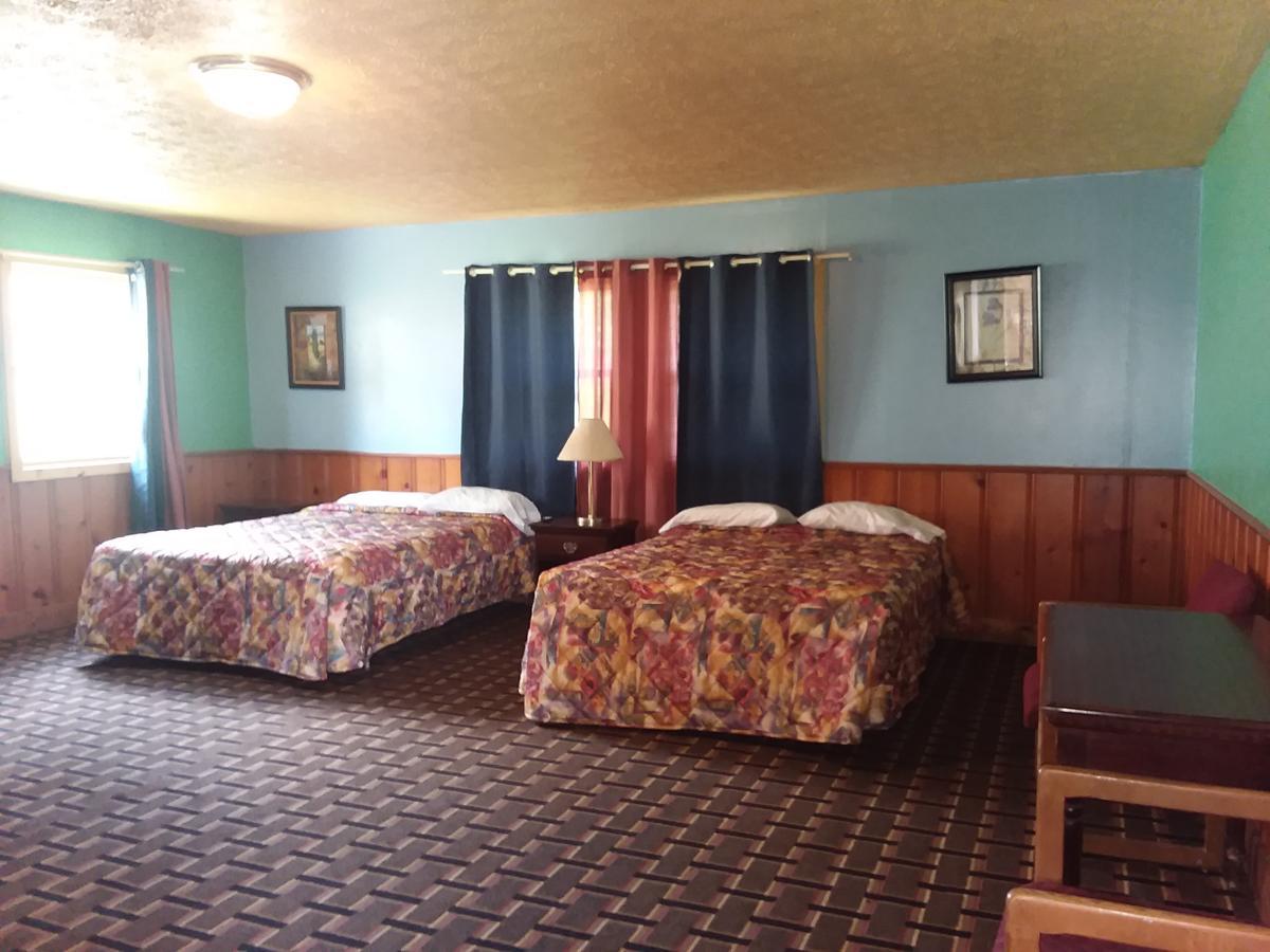 Scenic River Inn Motel Wartburg Εξωτερικό φωτογραφία