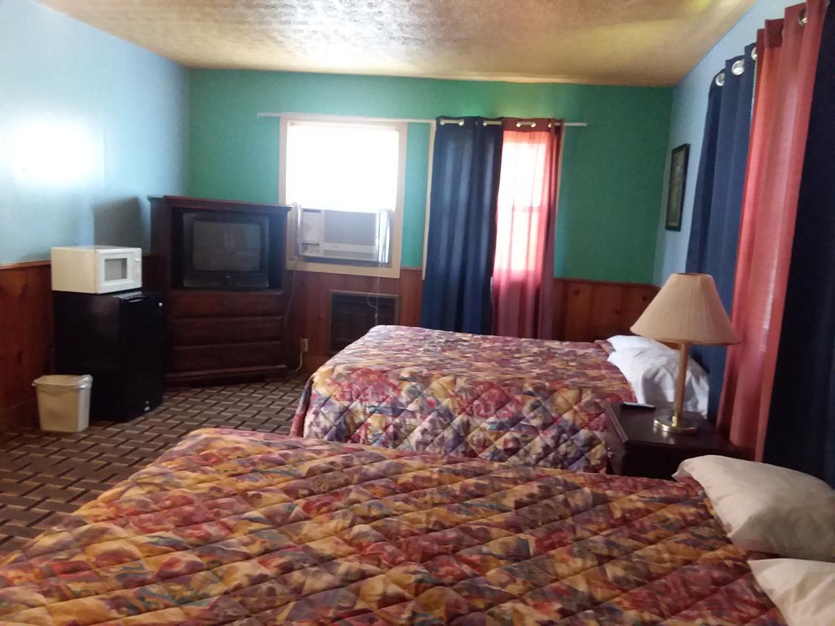 Scenic River Inn Motel Wartburg Εξωτερικό φωτογραφία